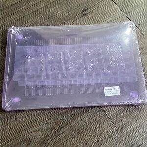 Light Purple Laptop Sleeve with Textured Surface and Decorative Design